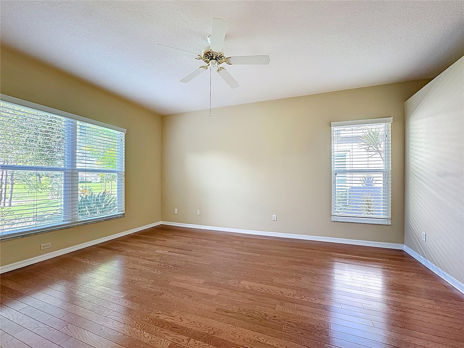 KINGS RIDGE - Residential