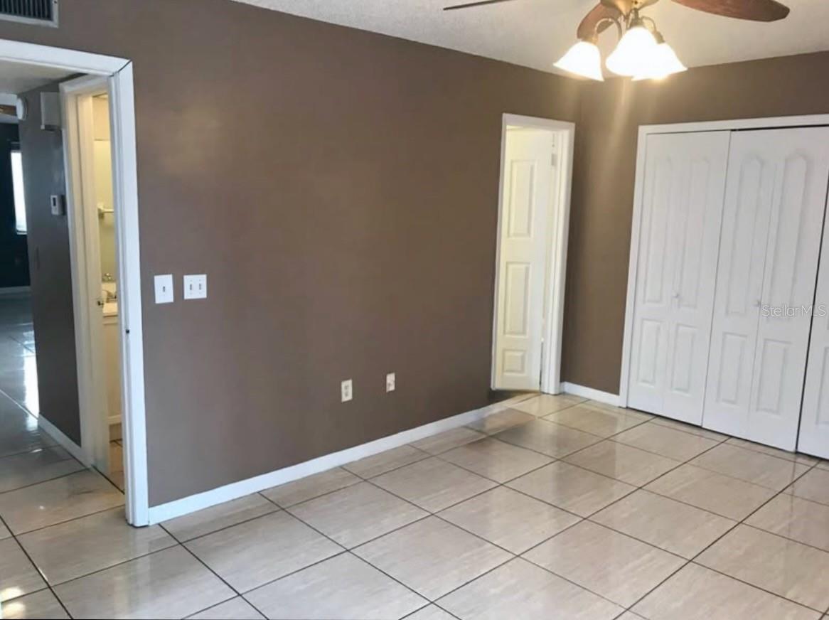 LAKEVIEW CONDO 02 - Residential