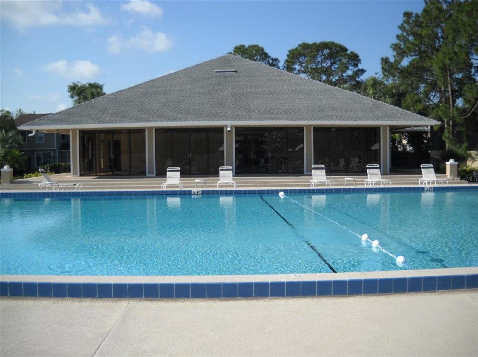 LAKEVIEW CONDO 02 - Residential