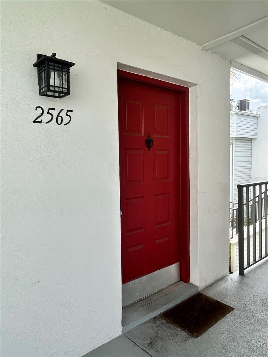 LAKEVIEW CONDO 02 - Residential