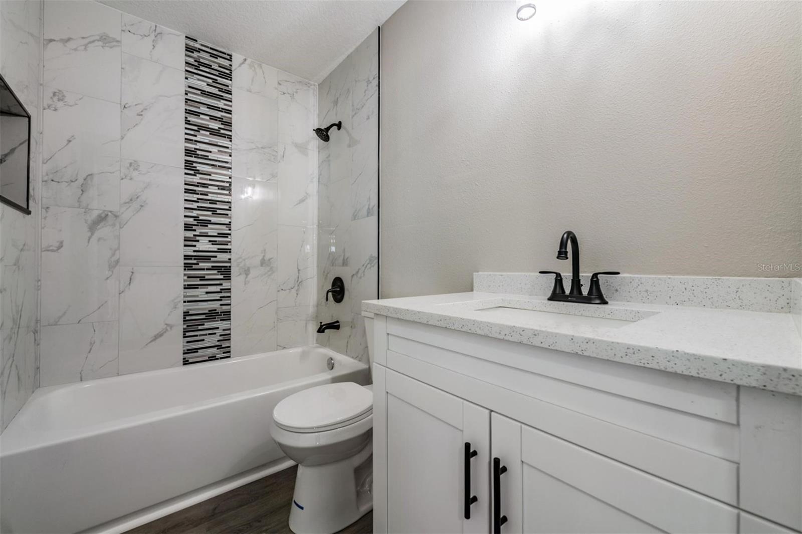 SOUTH COVE PH 2/3 - Residential