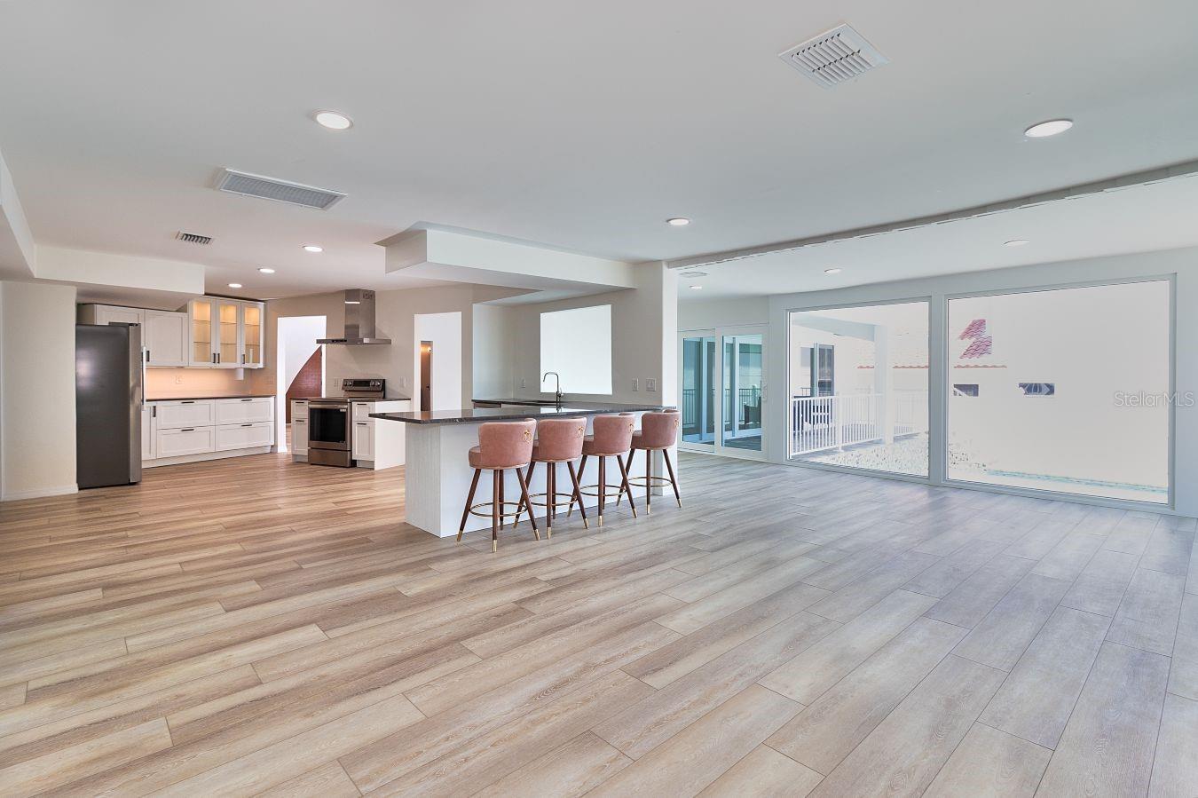 ISLAND ESTATES - Residential