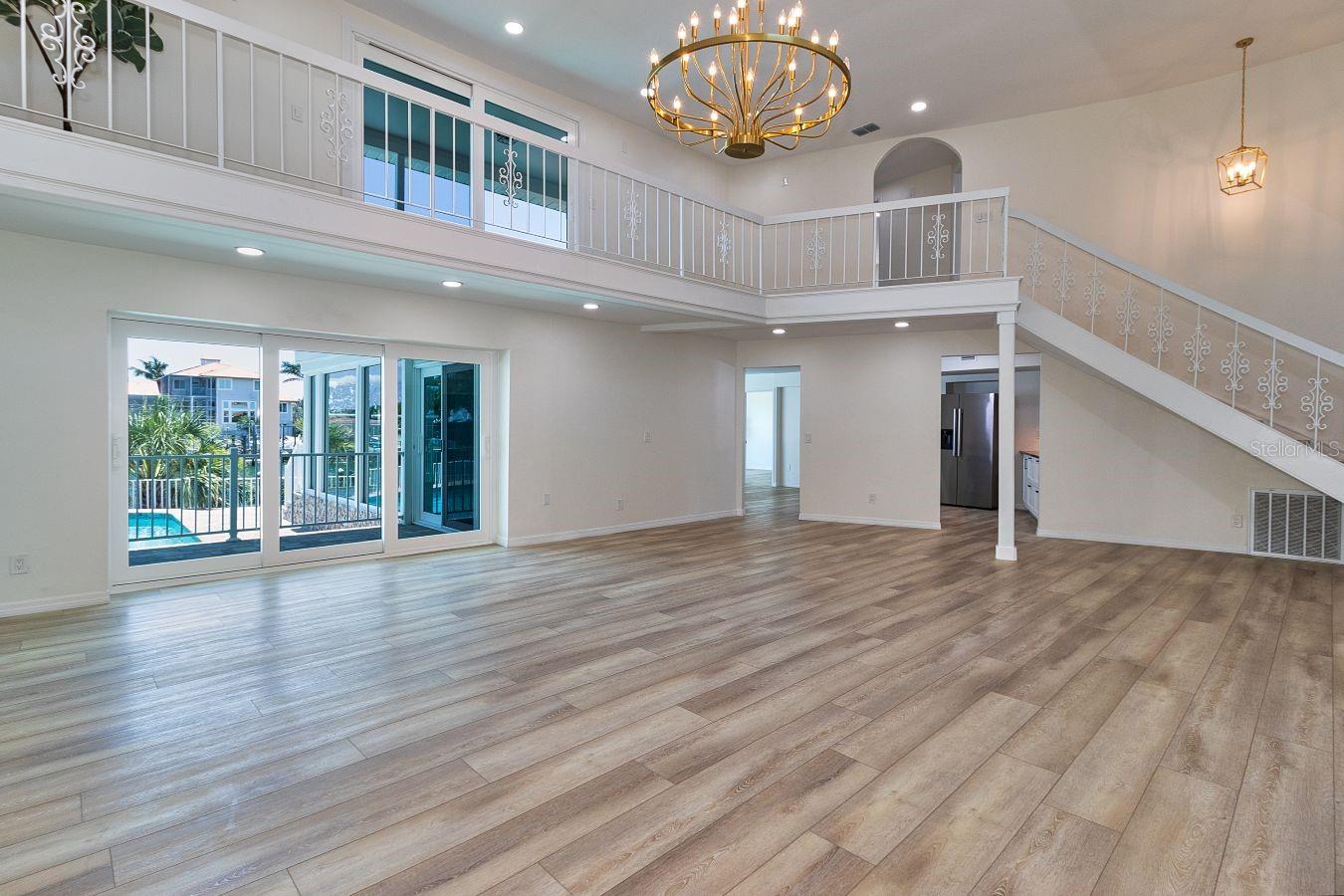 ISLAND ESTATES - Residential