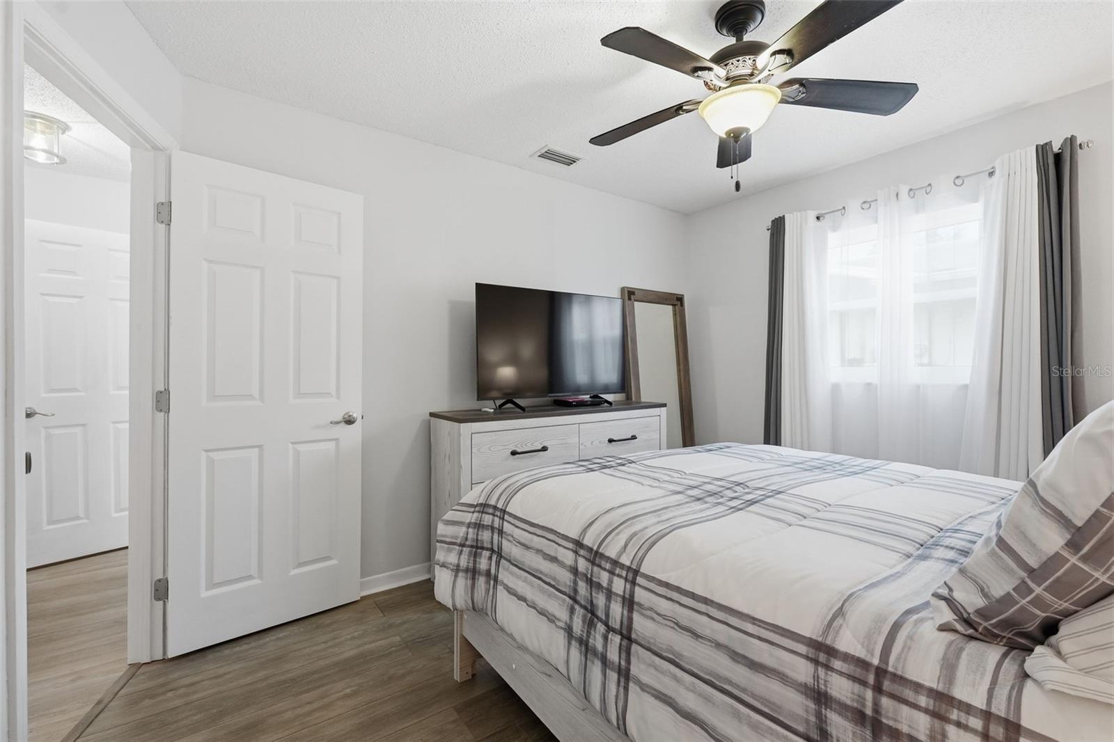 SAN CLEMENTE VILLAGE - Residential