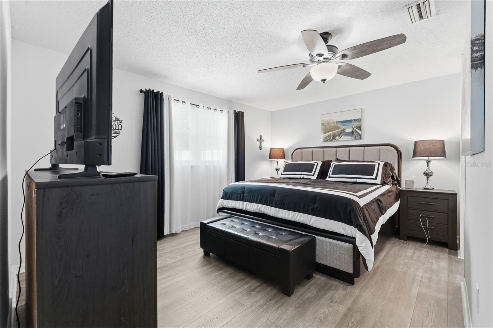 SAN CLEMENTE VILLAGE - Residential