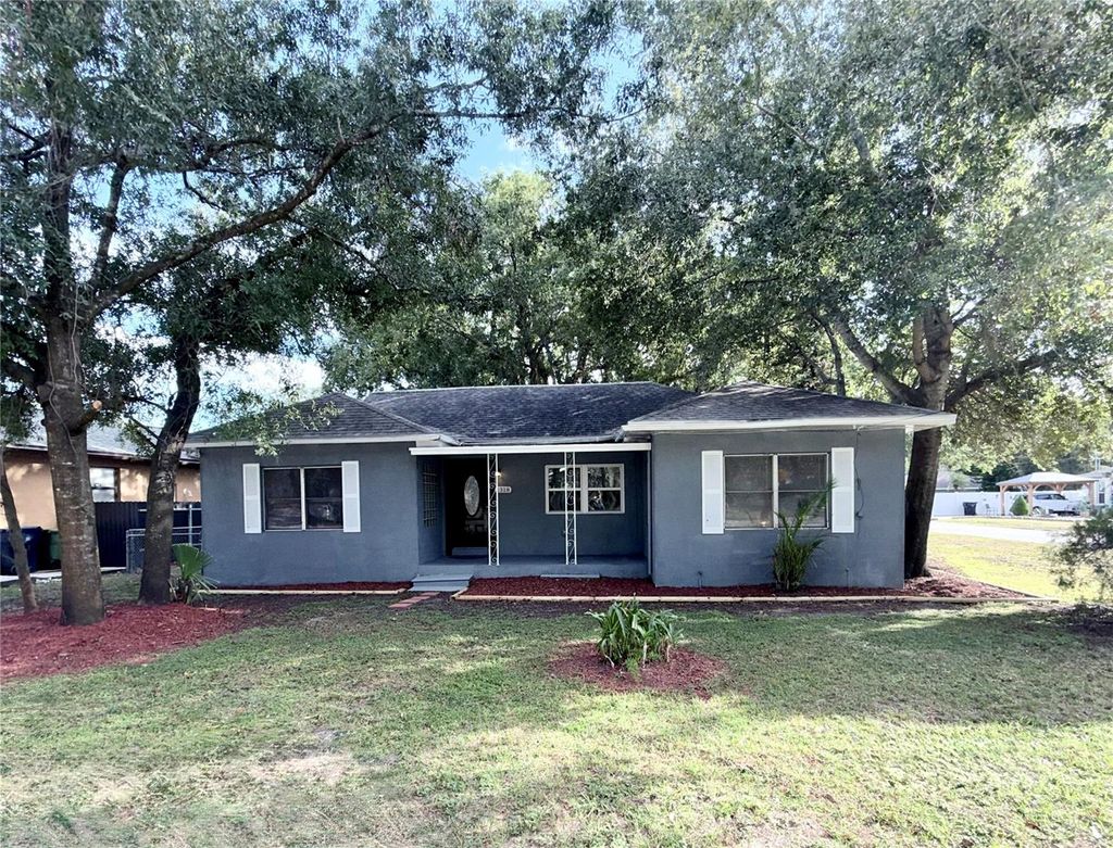 Photo of 1318 W Humphrey Street, Tampa, FL 33604 (MLS # TB8436687)