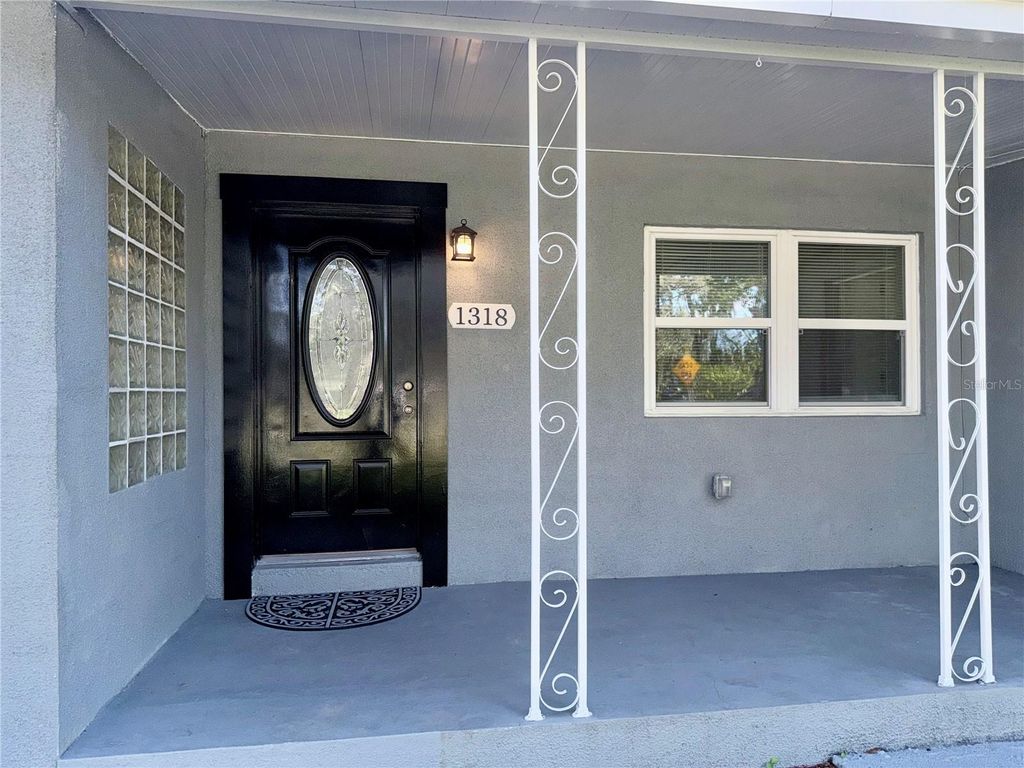 Photo of 1318 W Humphrey Street, Tampa, FL 33604 (MLS # TB8436687)