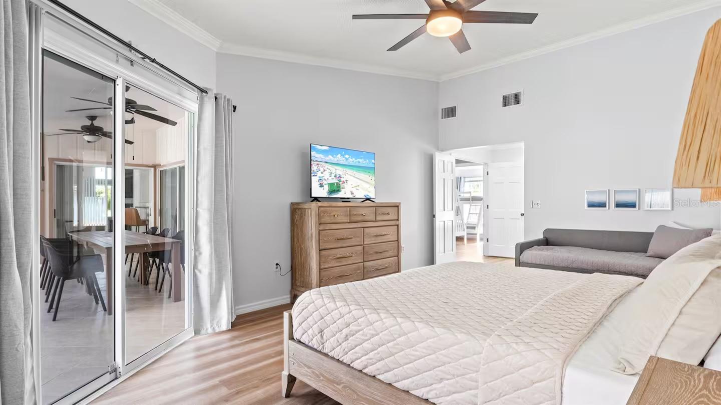 PINE MEADOW - Residential