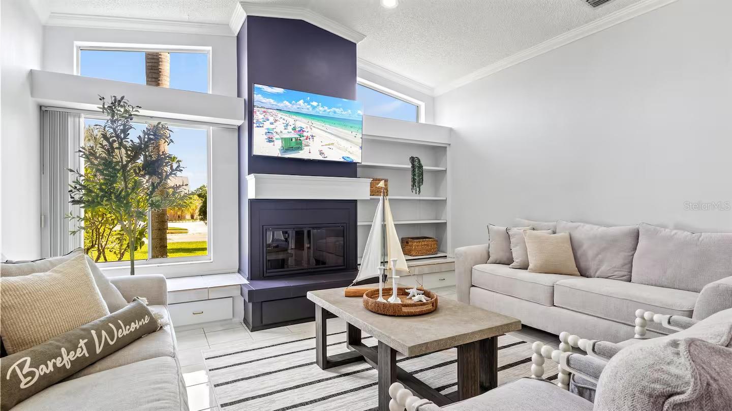 PINE MEADOW - Residential