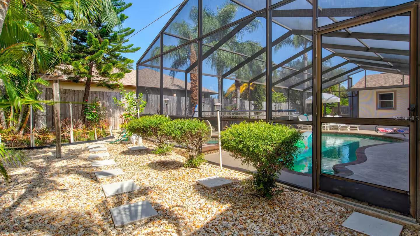 PINE MEADOW - Residential