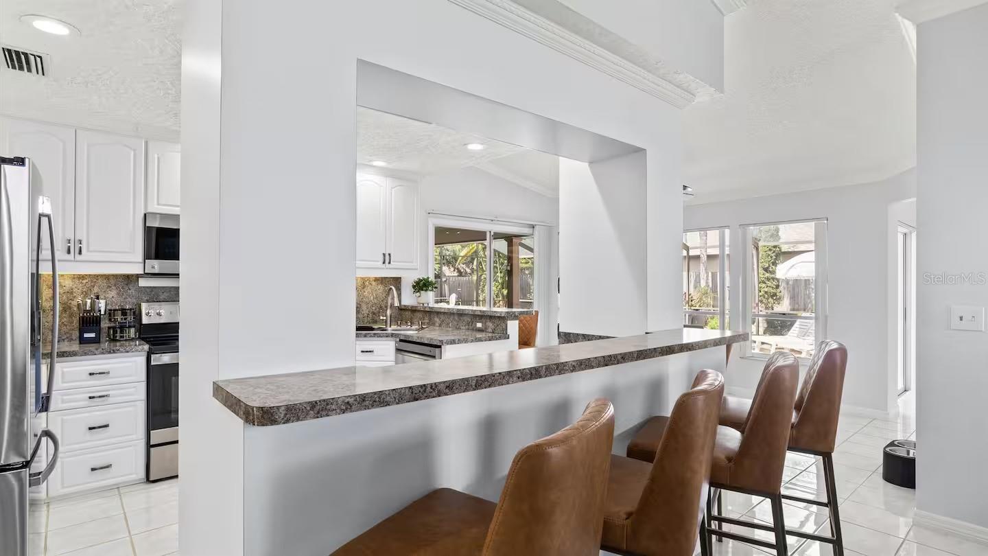 PINE MEADOW - Residential