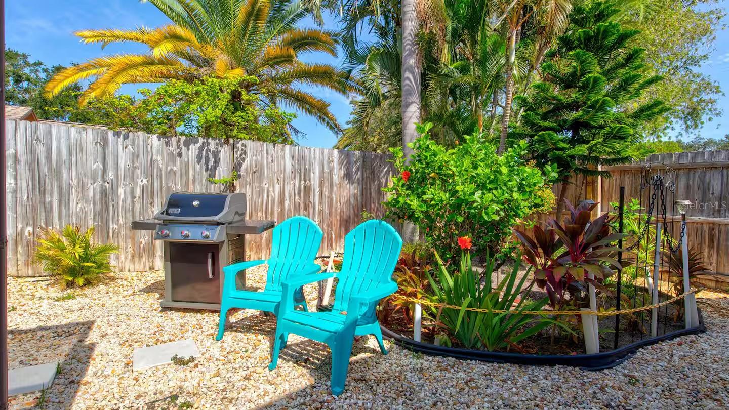 PINE MEADOW - Residential