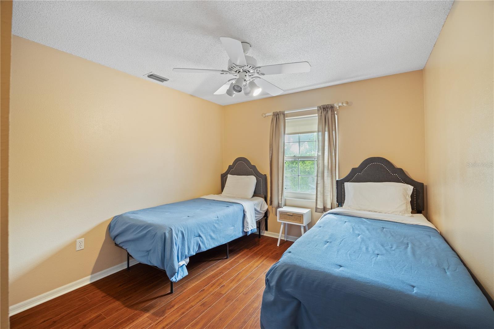 PINE LAKE - Residential