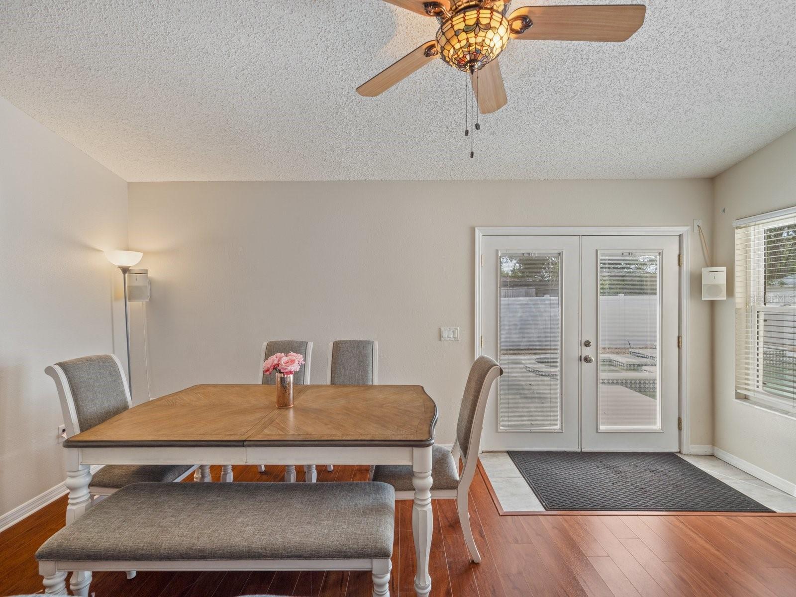 PINE LAKE - Residential