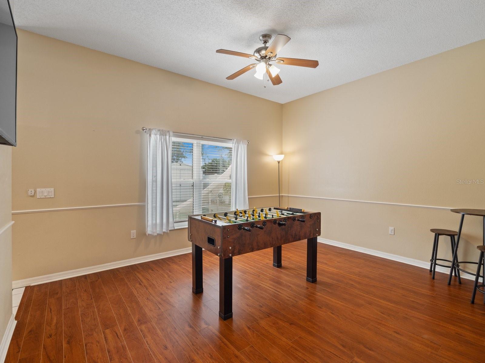 PINE LAKE - Residential