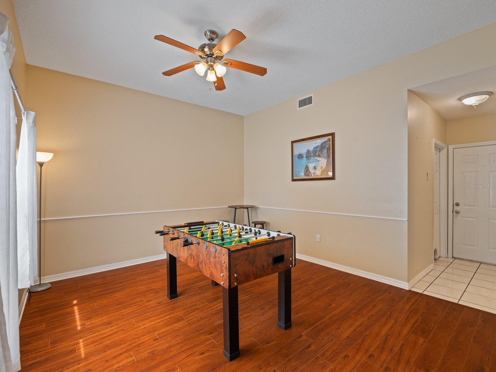 PINE LAKE - Residential