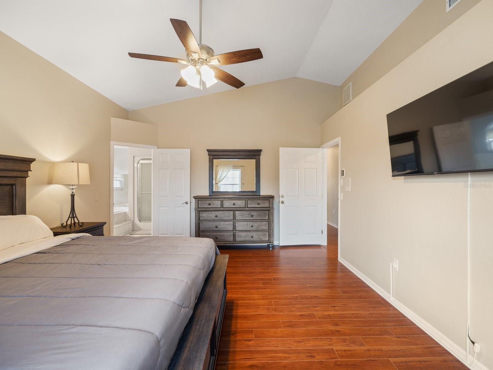 PINE LAKE - Residential