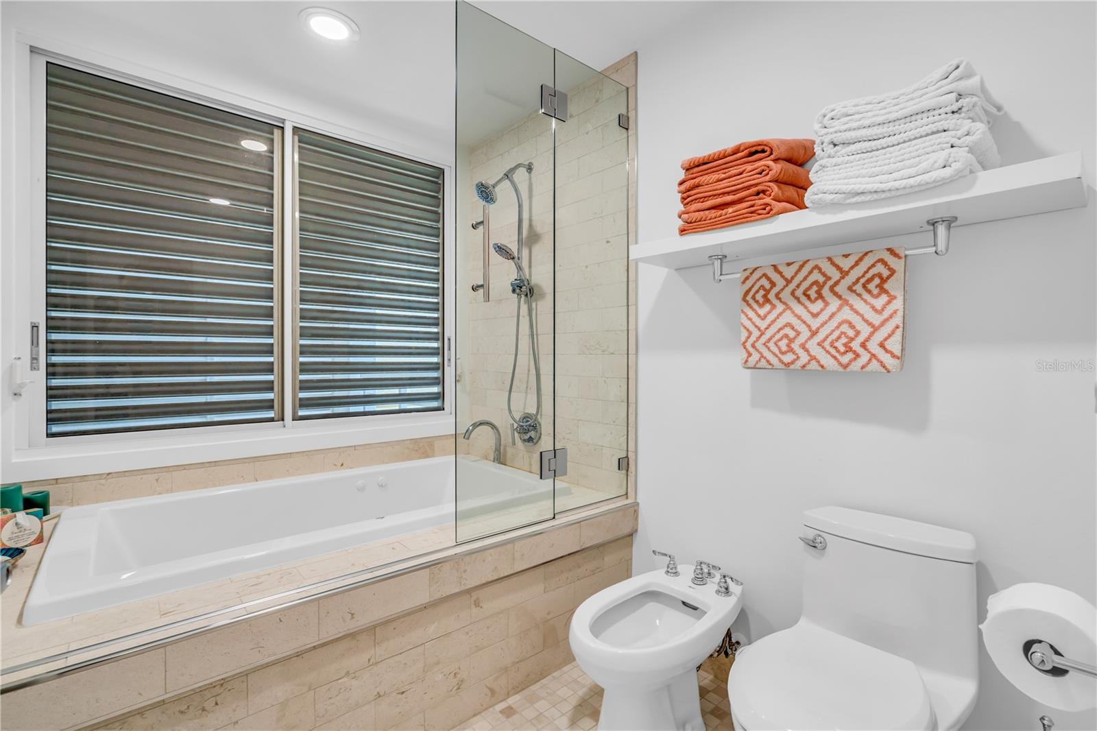 HARBOUR VILLA CLUB AT THE BUCCANEER - Residential Lease