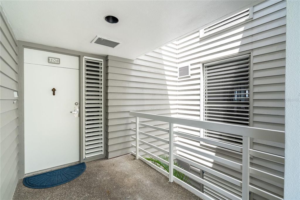 Photo of 615 Dream Island Place #201, Longboat Key, FL 34228 (MLS # A4668491)