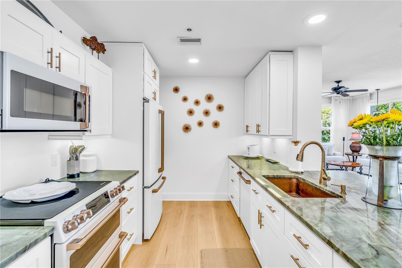 615 DREAM ISLAND PLACE 201