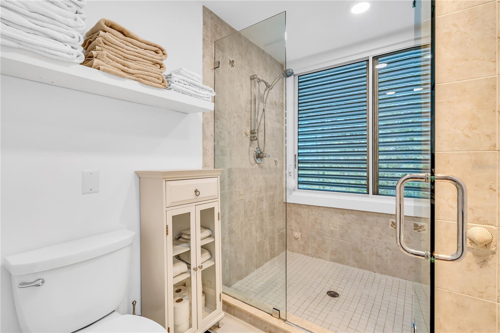 HARBOUR VILLA CLUB AT THE BUCCANEER - Residential Lease