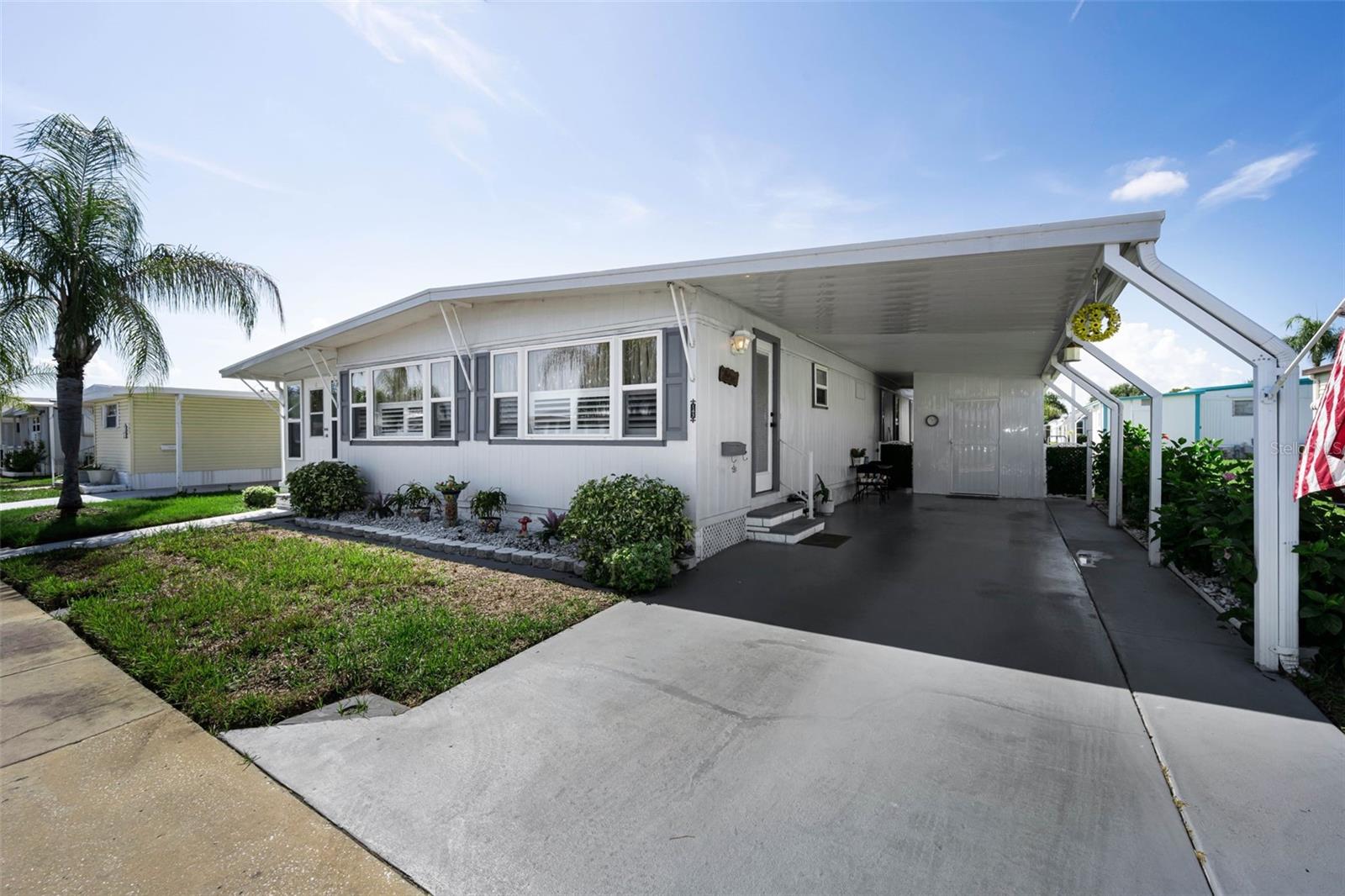 143 MELODY LANE