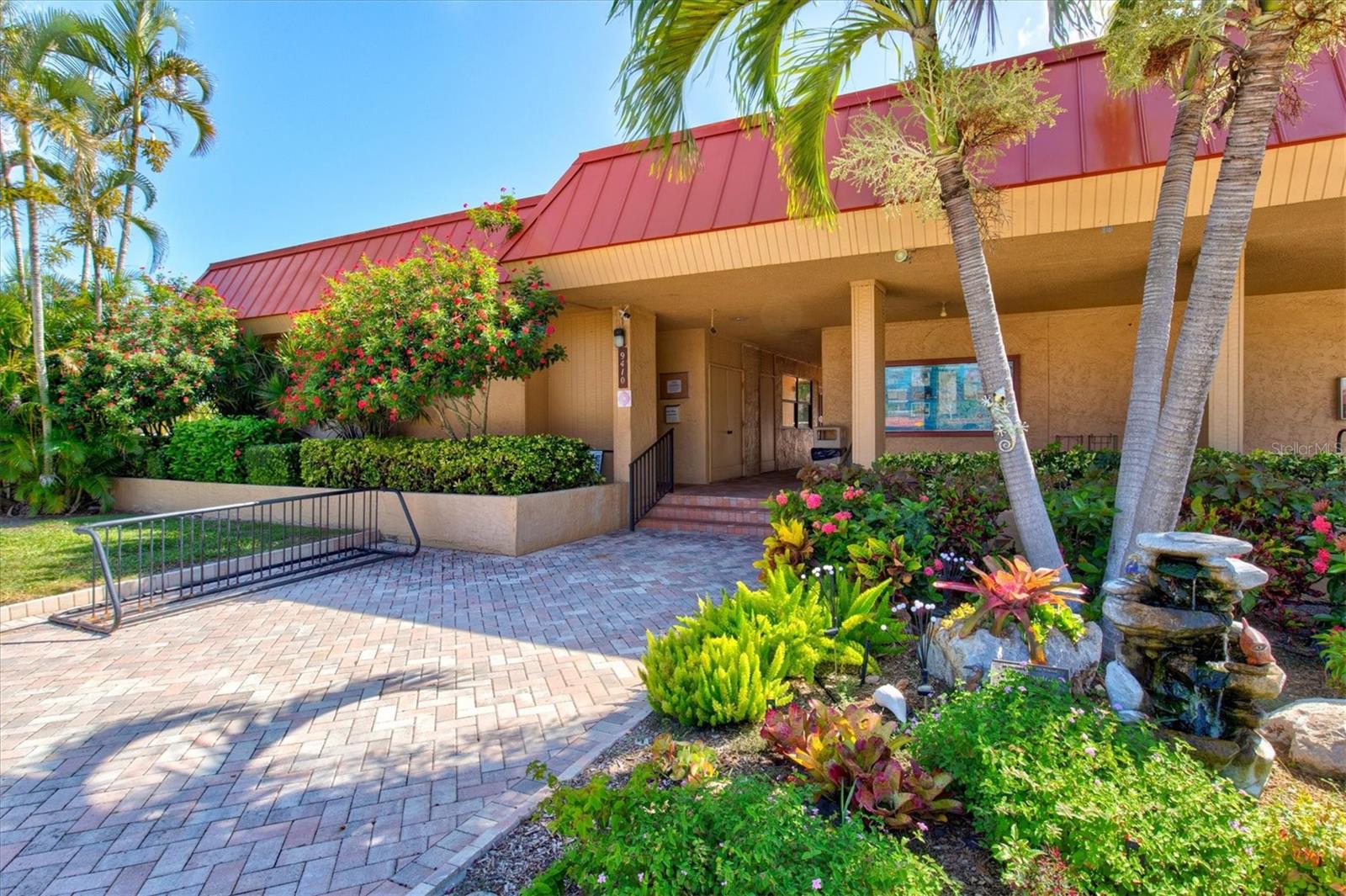 PALMA SOLA HARBOUR SEC 5 - Residential