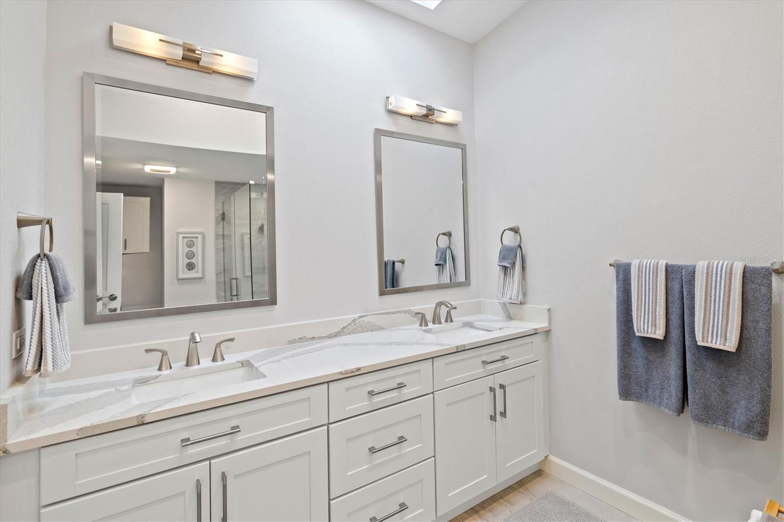 PALMA SOLA HARBOUR SEC 5 - Residential