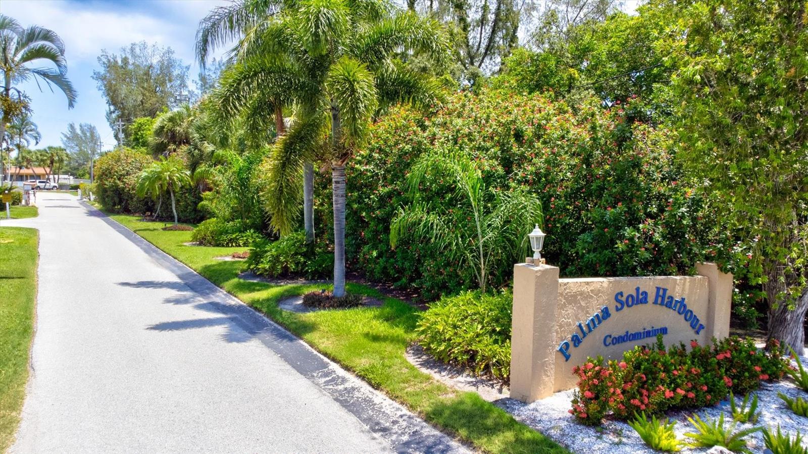 PALMA SOLA HARBOUR SEC 5 - Residential