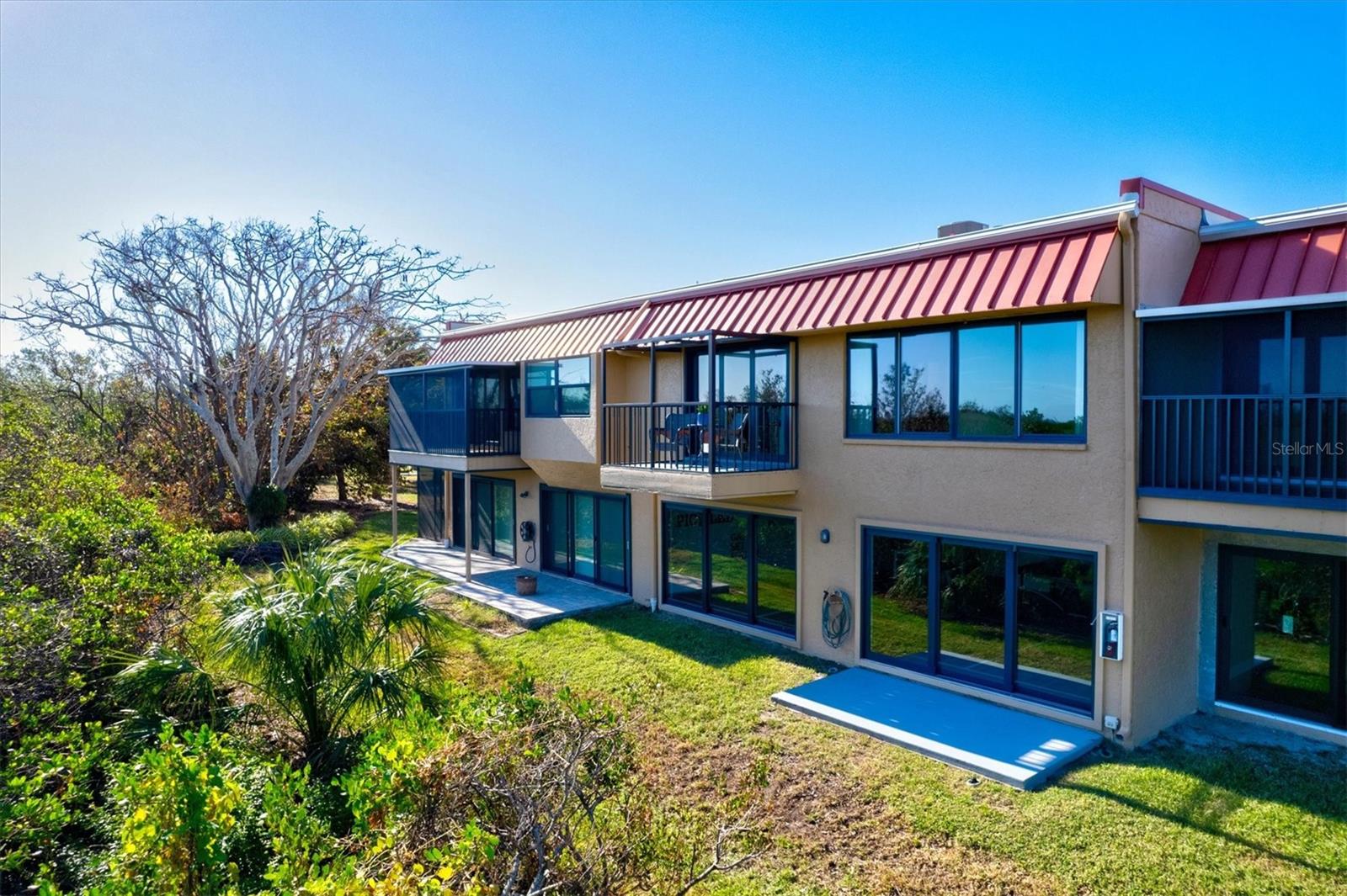 PALMA SOLA HARBOUR SEC 5 - Residential