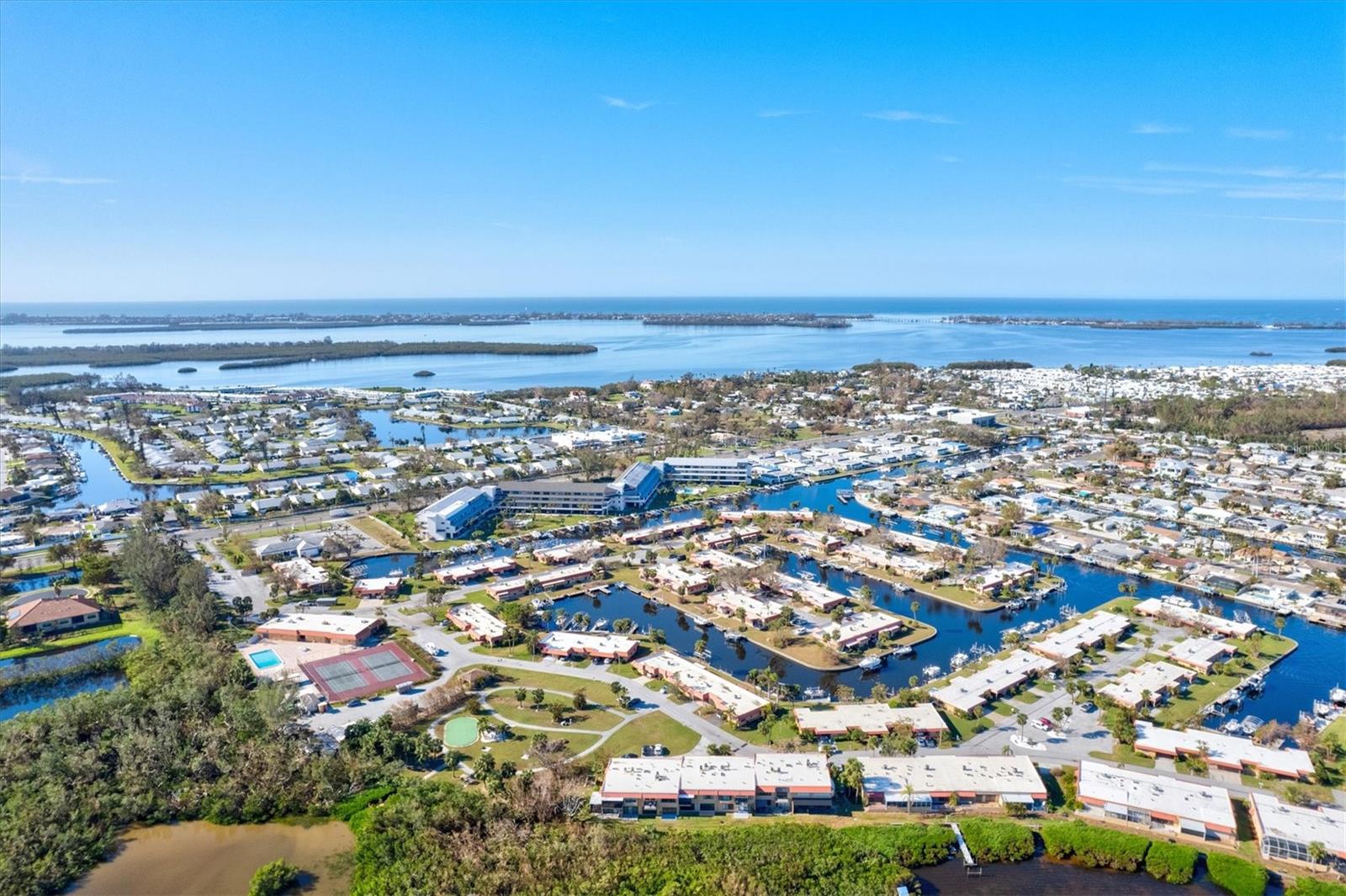 PALMA SOLA HARBOUR SEC 5 - Residential