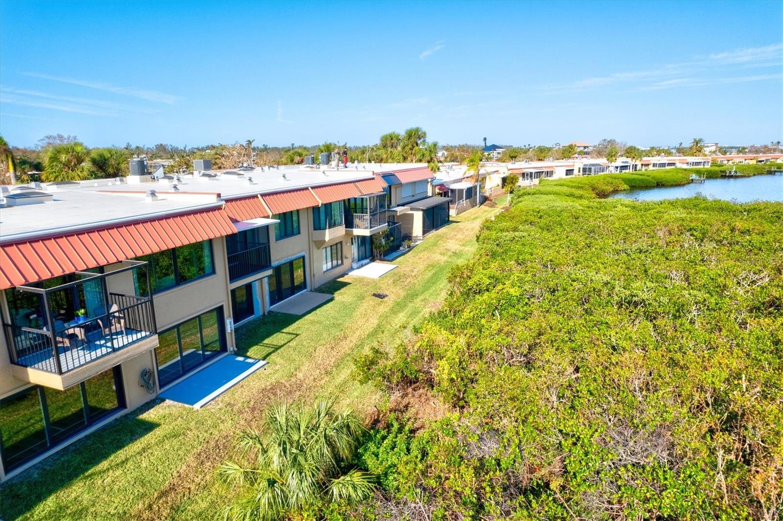 PALMA SOLA HARBOUR SEC 5 - Residential