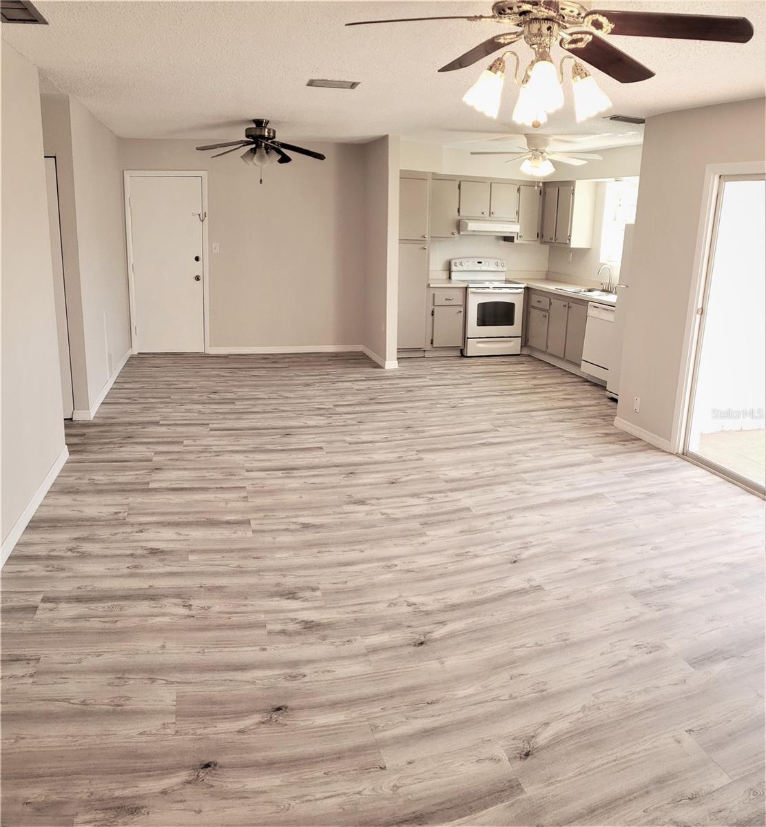 PATRIOT SQUARE APTS - Residential Lease