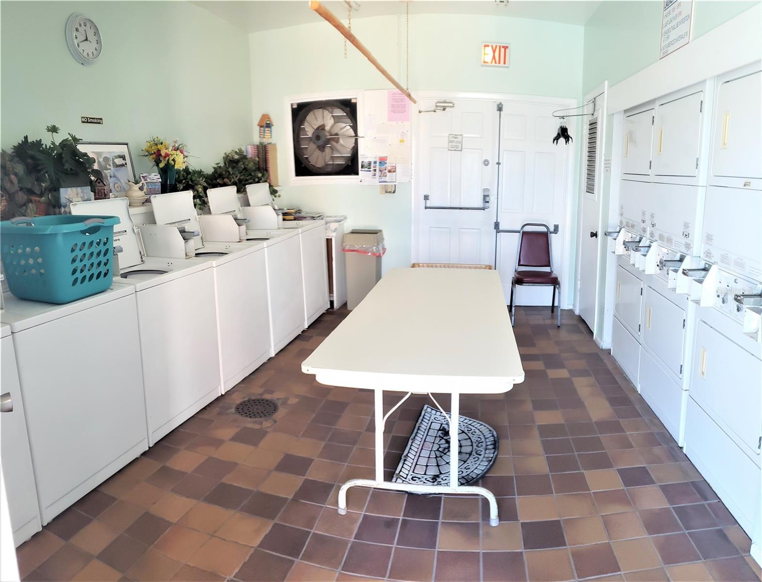 PATRIOT SQUARE APTS - Residential Lease