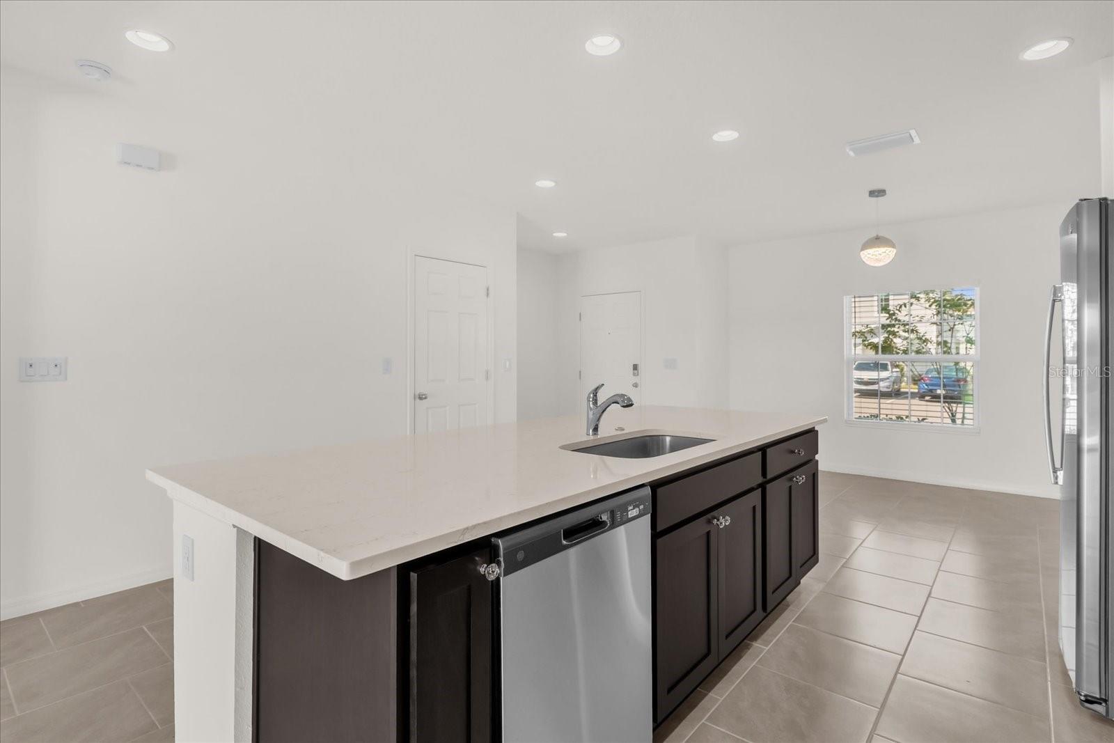 LEGACY LNDGS - Residential Lease