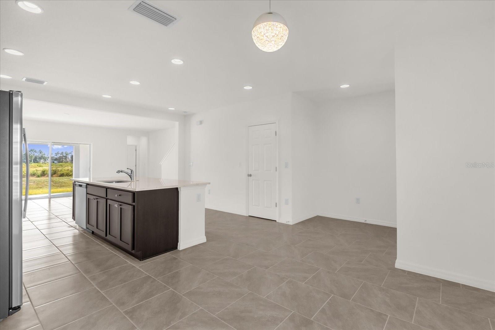 LEGACY LNDGS - Residential Lease