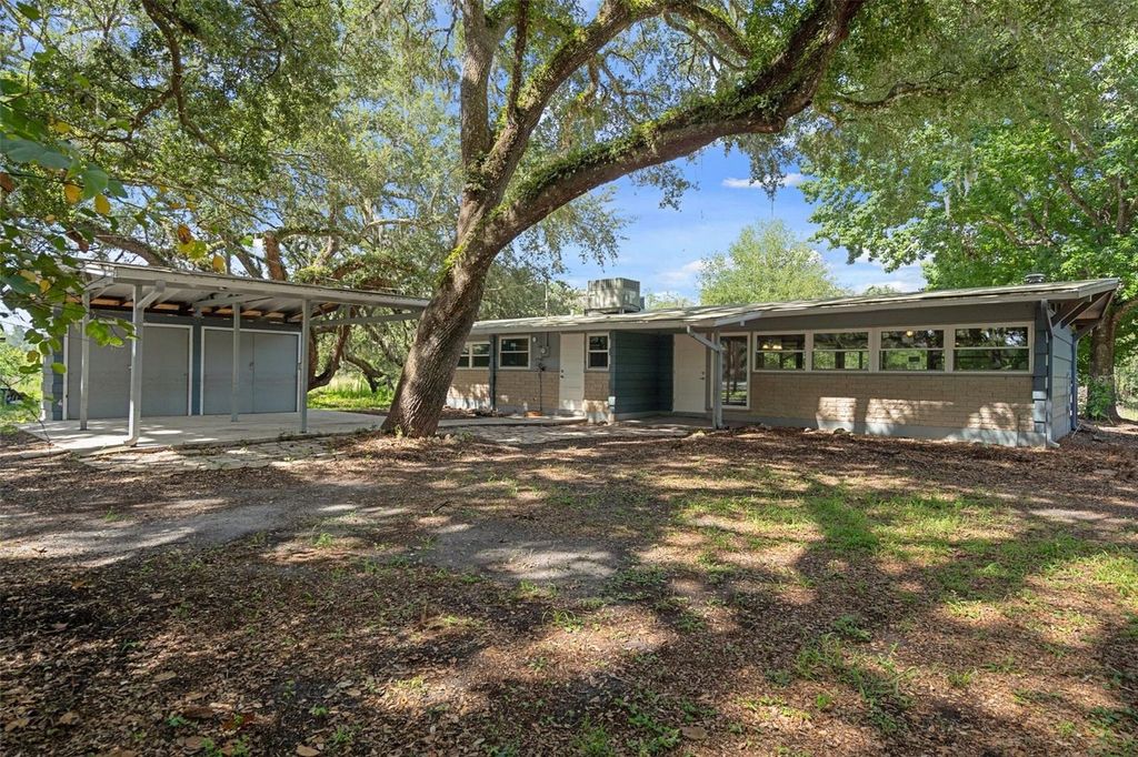 Photo of 34577 Orchid Parkway, Dade City, FL 33523 (MLS # W7876557)