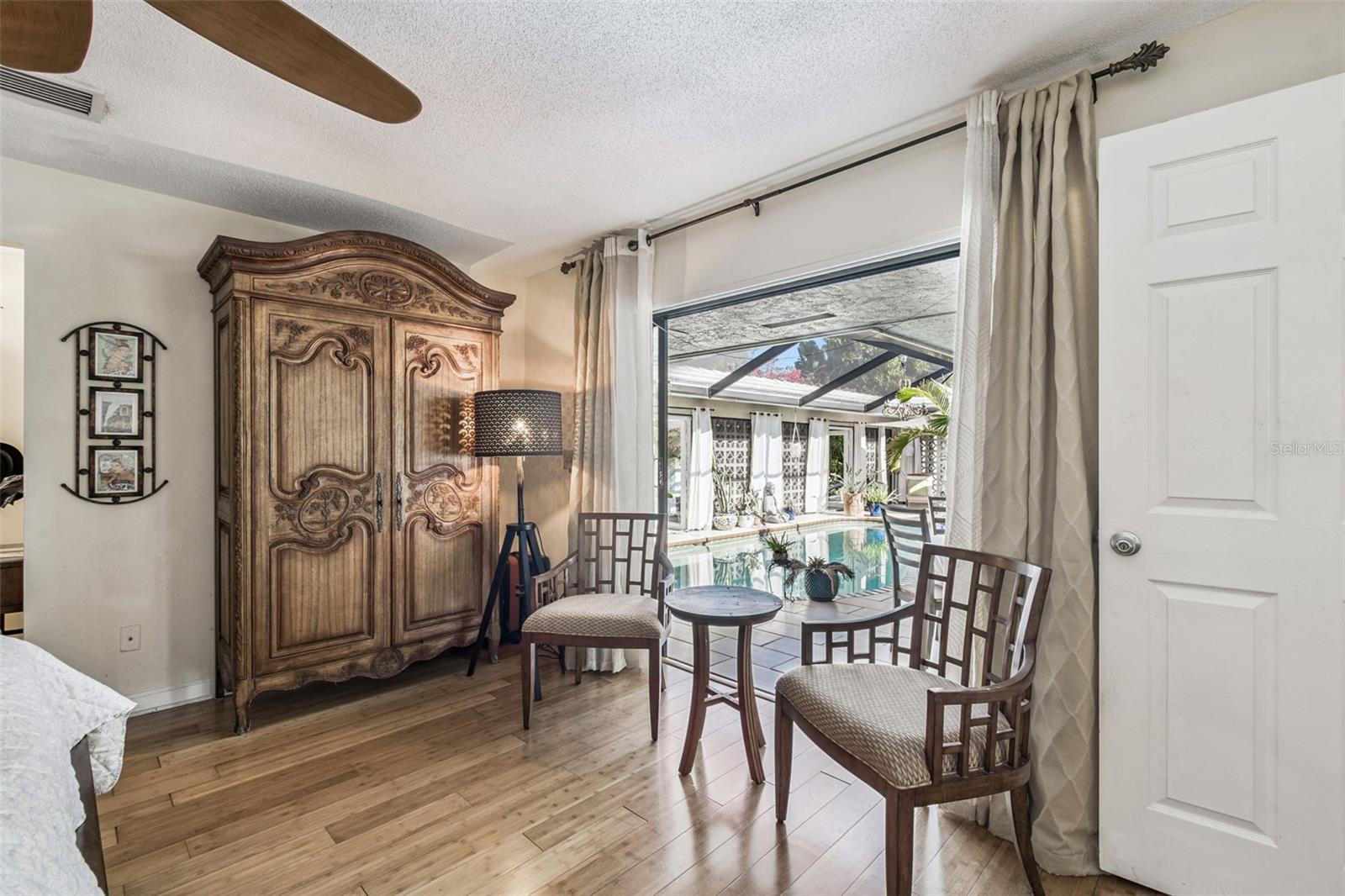 PINELLAS POINT - Residential