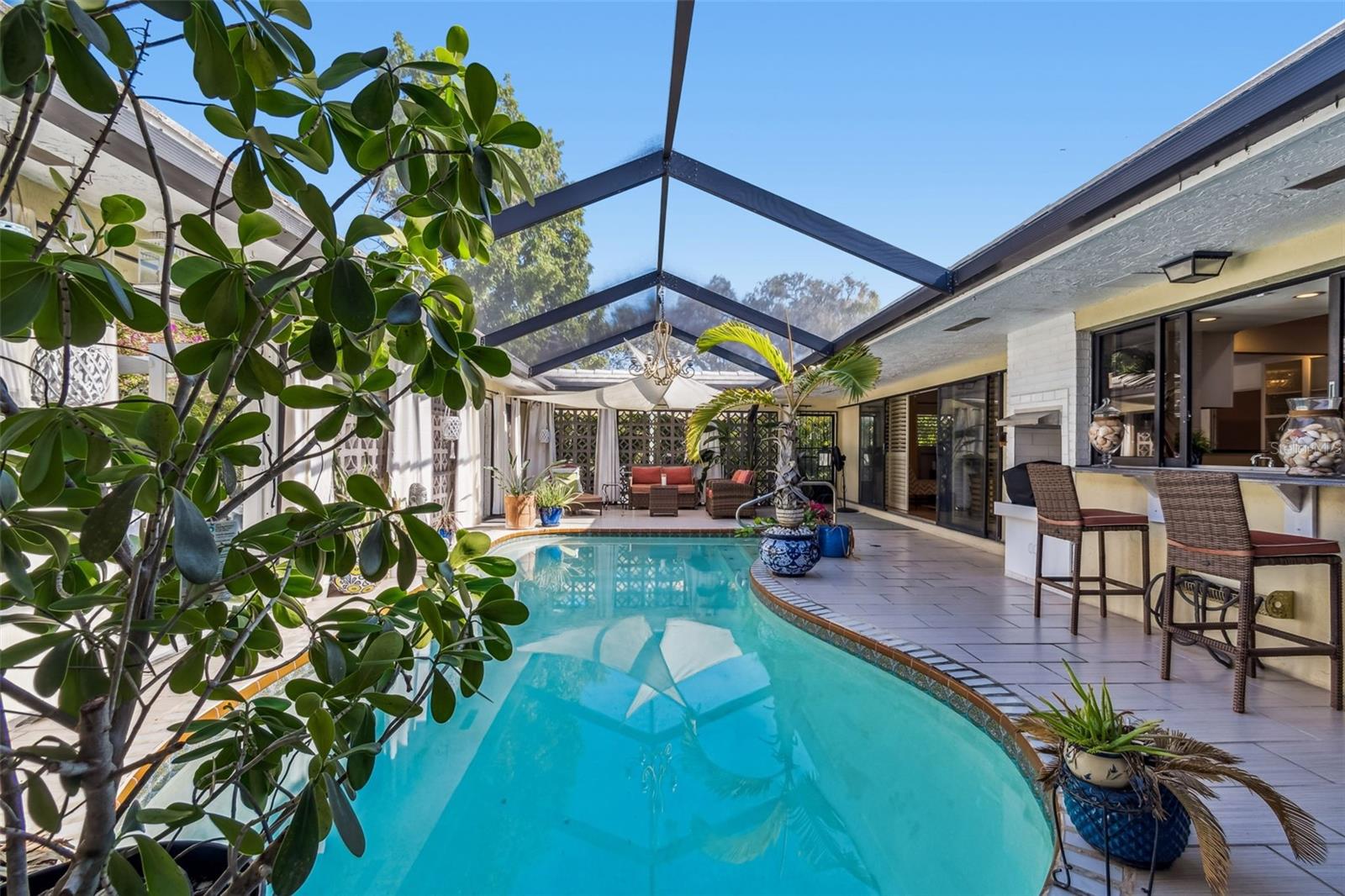 PINELLAS POINT - Residential