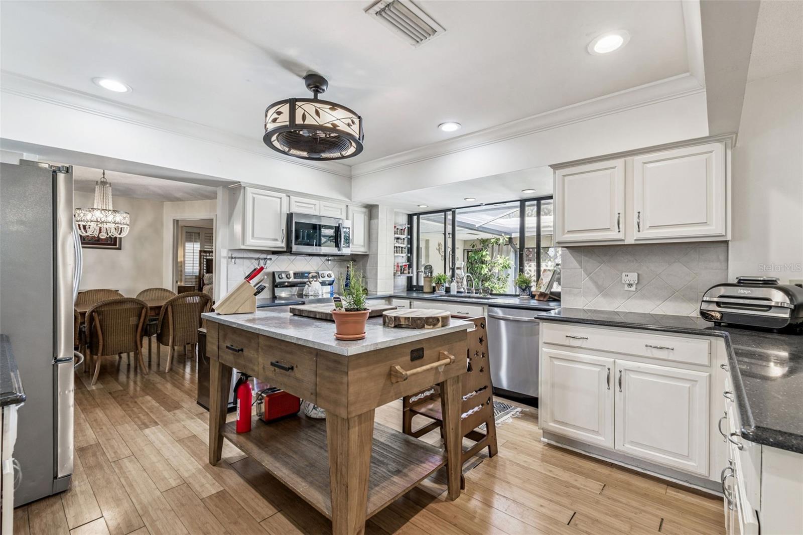 PINELLAS POINT - Residential