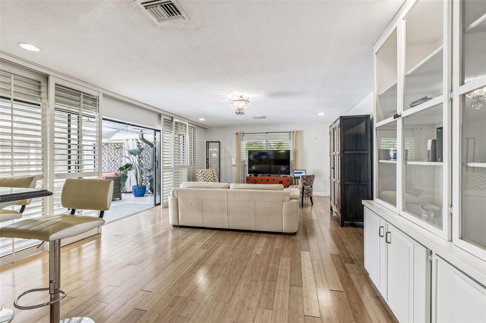 PINELLAS POINT - Residential