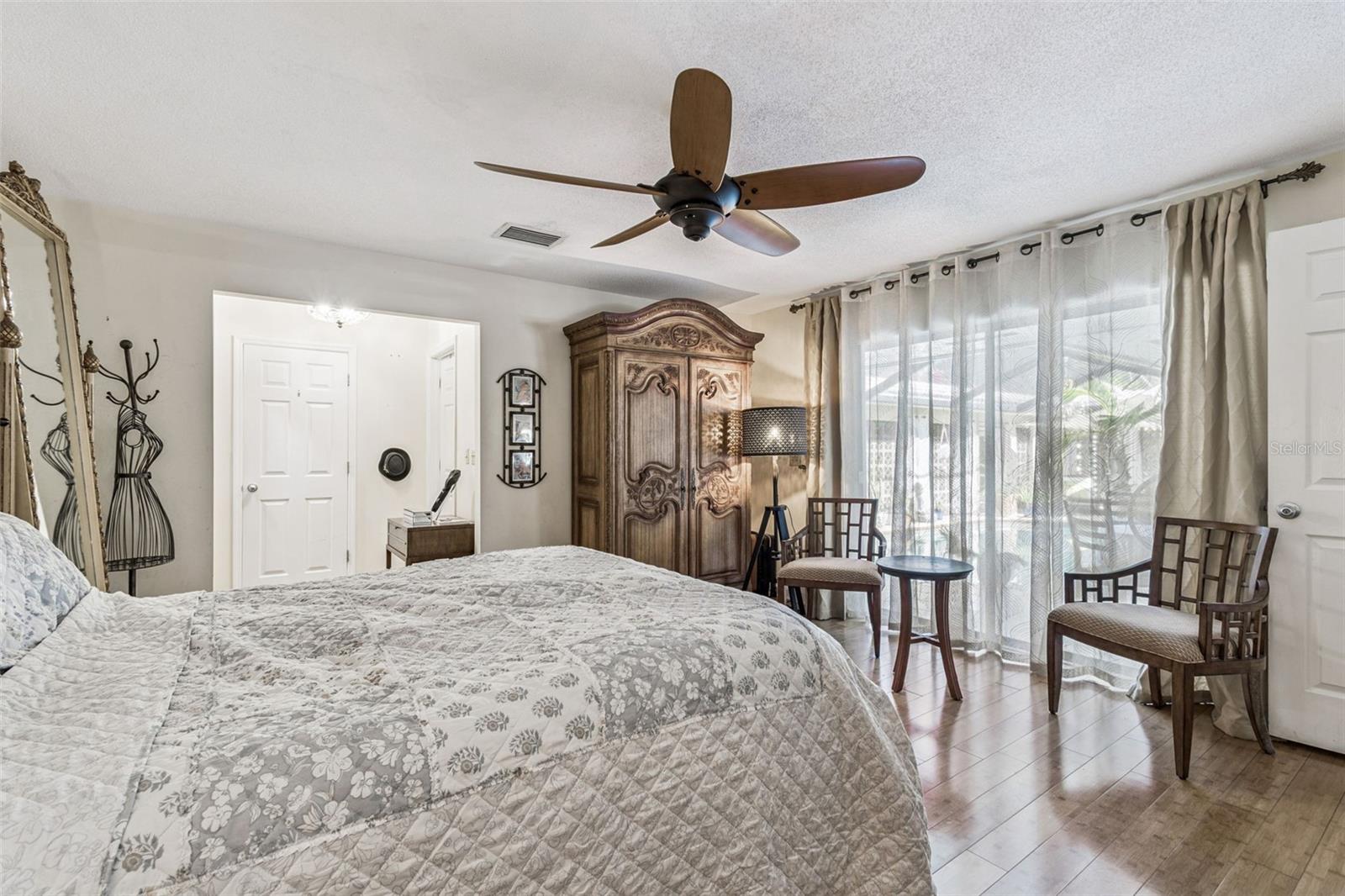 PINELLAS POINT - Residential