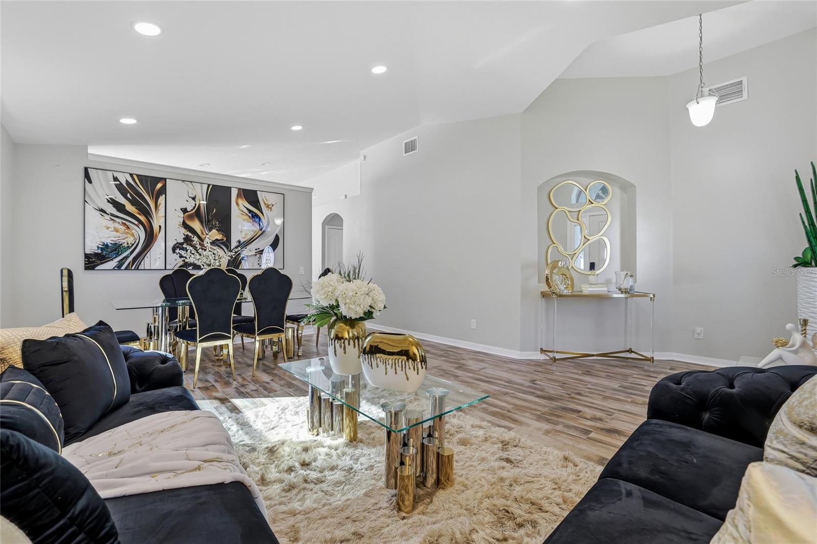 MEADOW POINTE 4 PRCL J - Residential