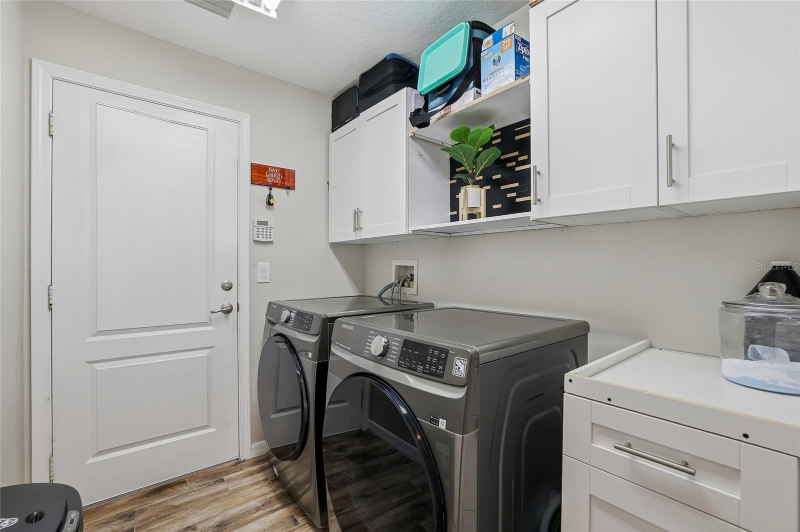 MEADOW POINTE 4 PRCL J - Residential