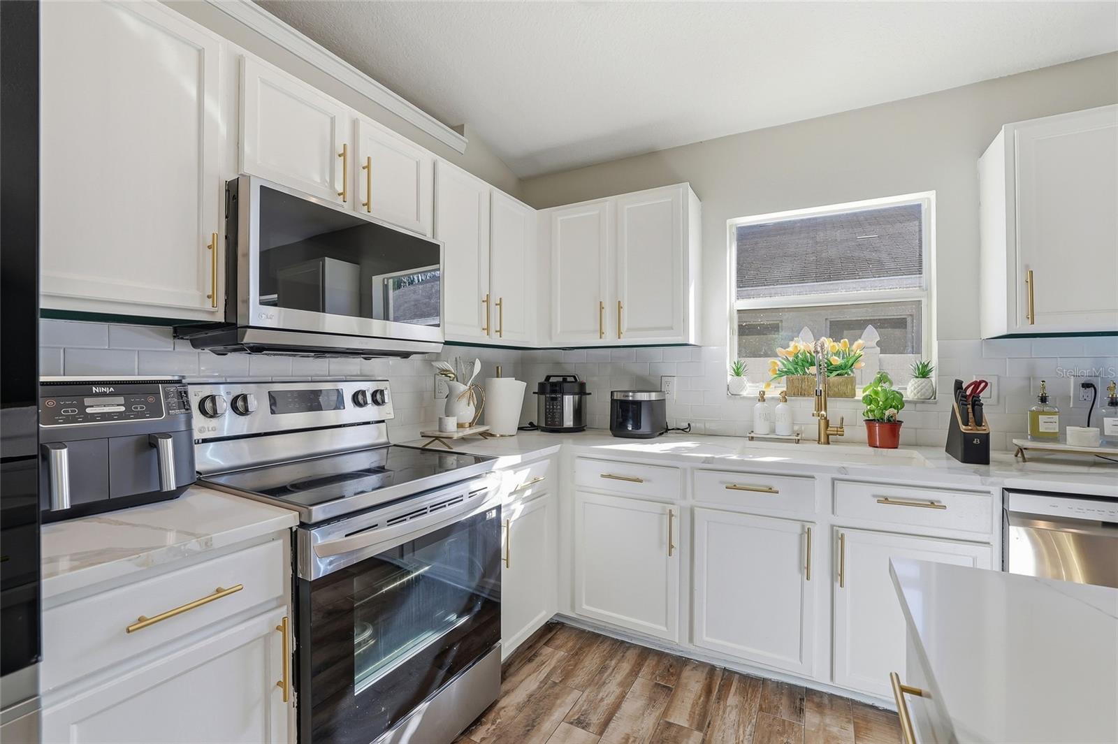 MEADOW POINTE 4 PRCL J - Residential