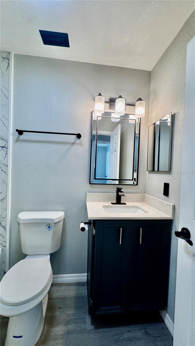 HILL N DALE - Residential