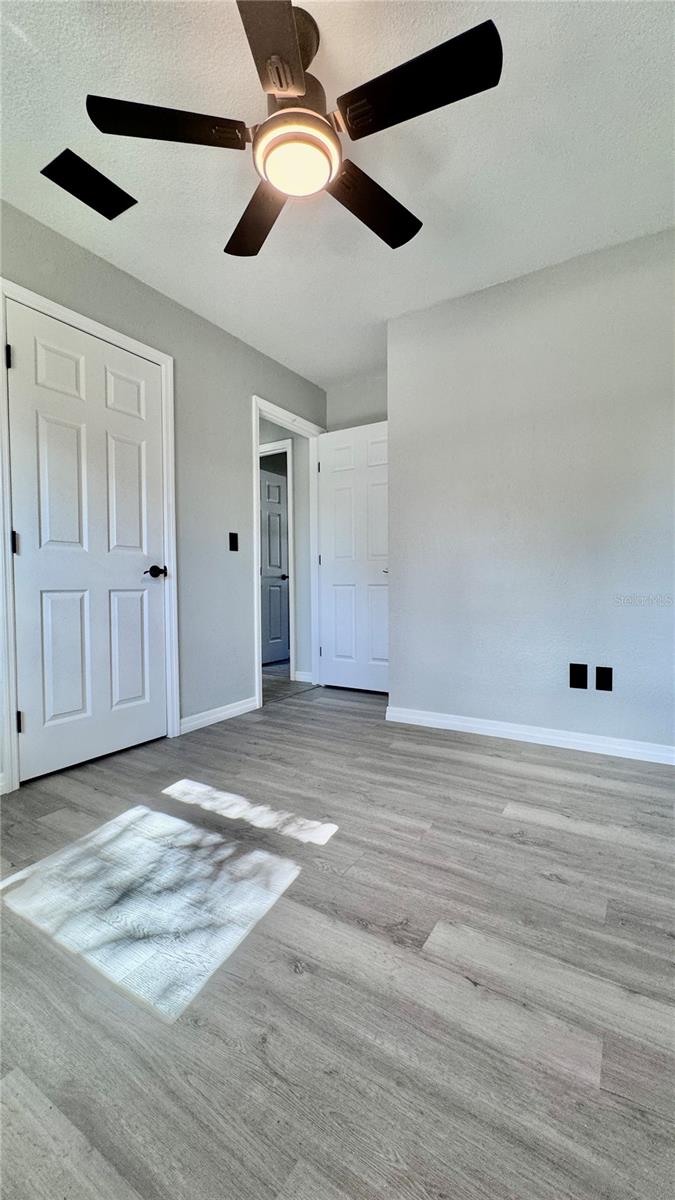 HILL N DALE - Residential