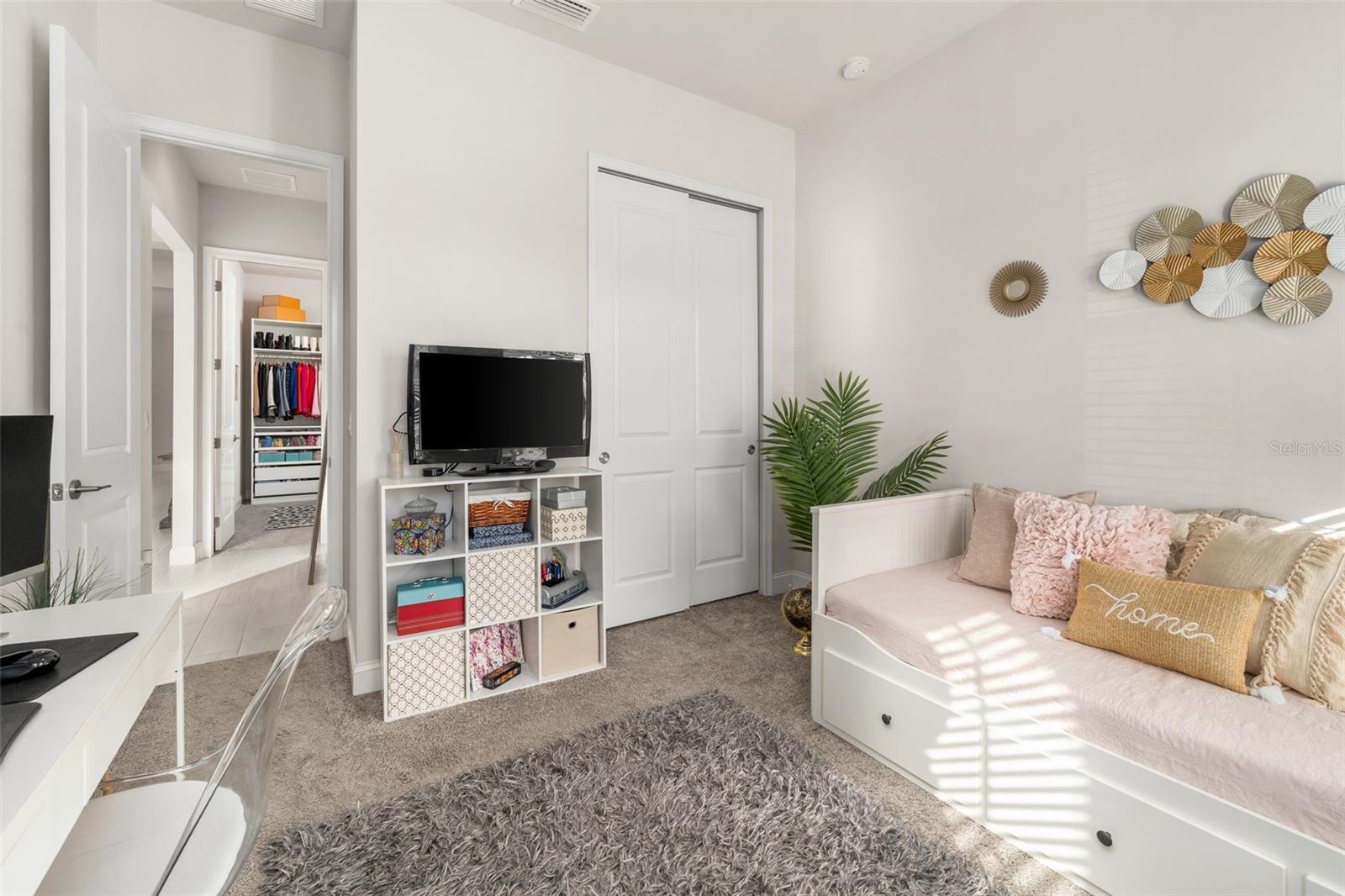 OAKMONT PH 2 PB 32 PG 30 - Residential