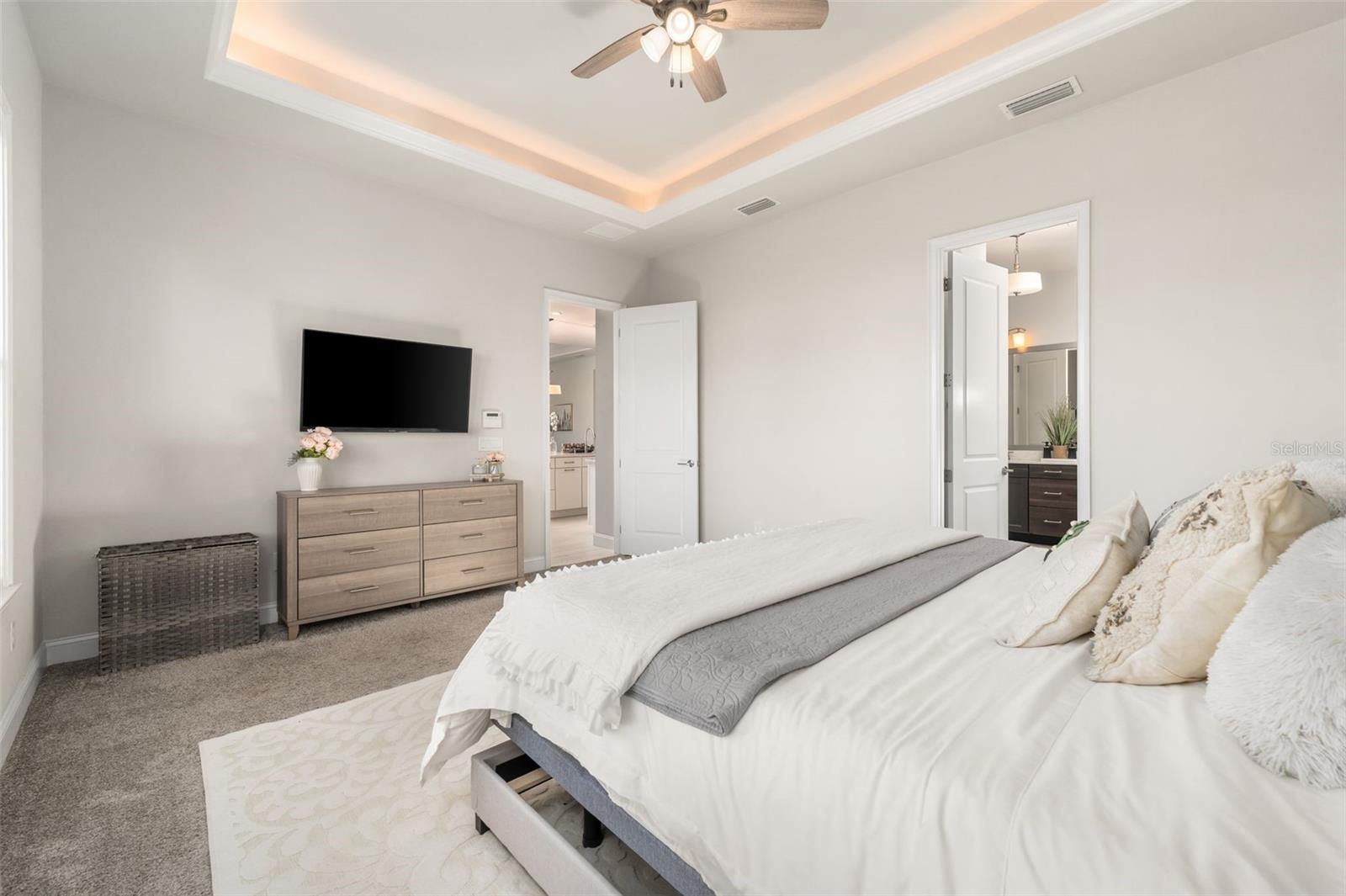 OAKMONT PH 2 PB 32 PG 30 - Residential