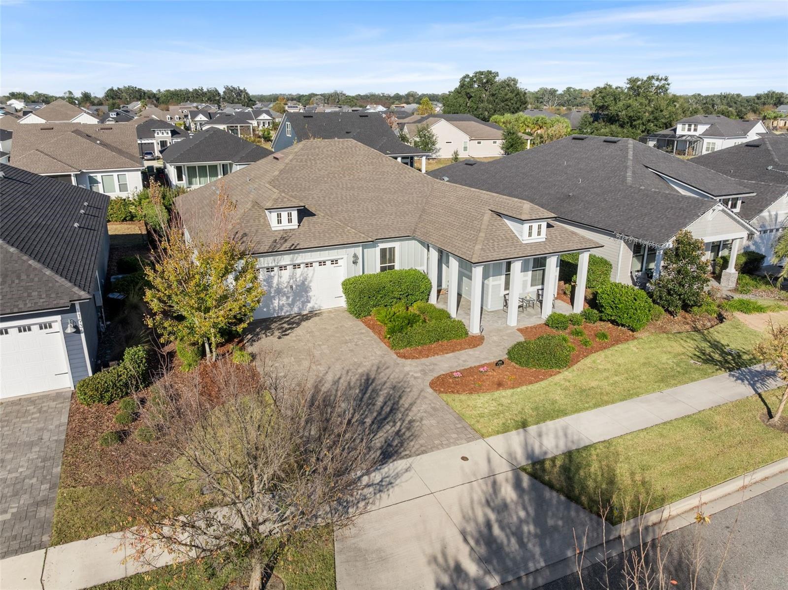 OAKMONT PH 2 PB 32 PG 30 - Residential